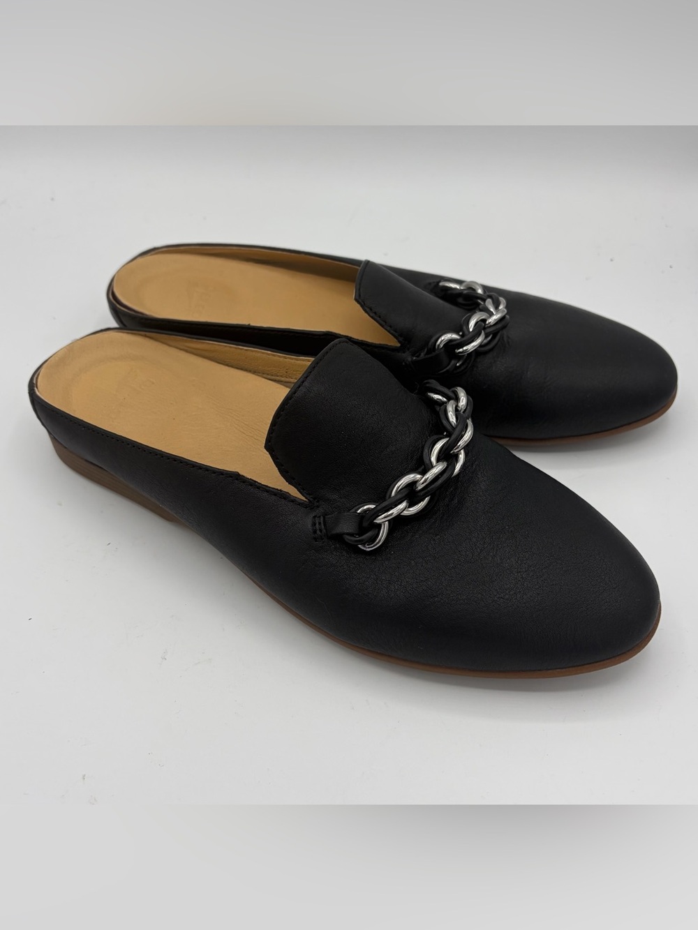 Dansko Leora Nappa black leather slip on mule women’s 40/10 chic mature comfort